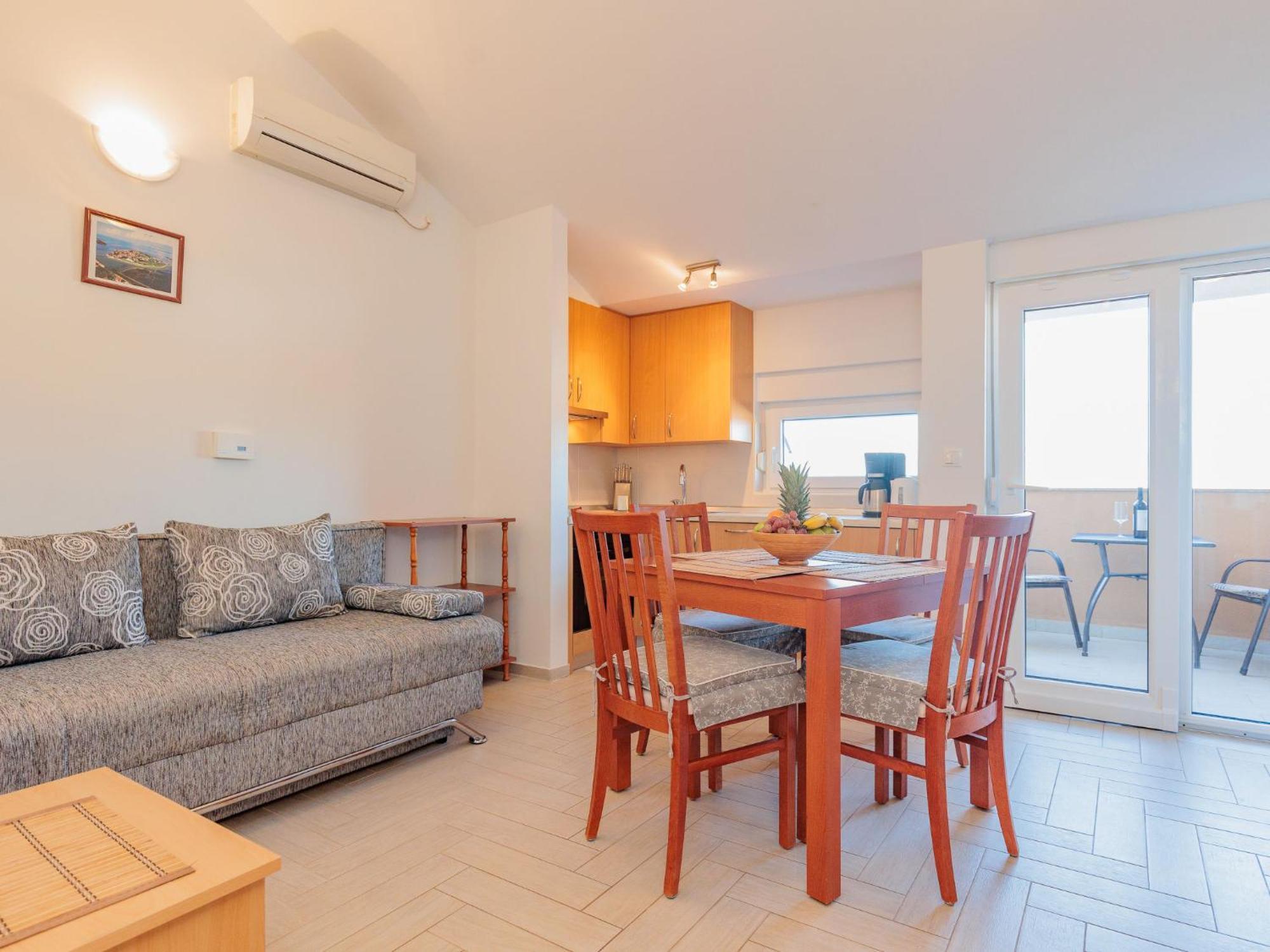 Apartment Mlasina-6 By Interhome Нин Екстериор снимка